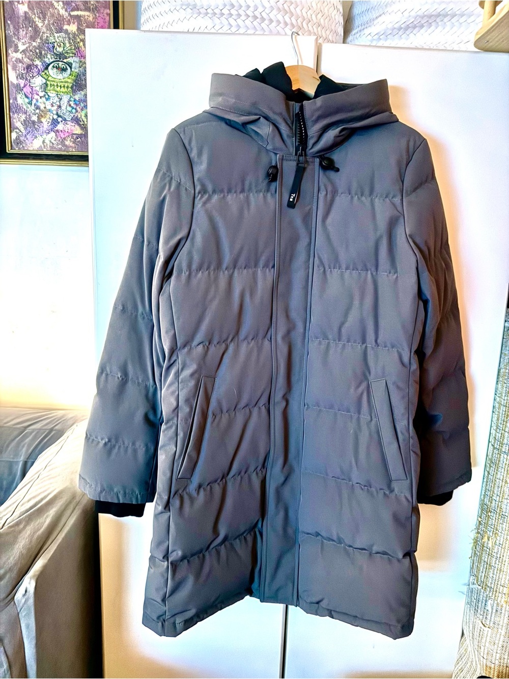TNA ARITZIA The Powder Parka in Grey Womens Puffer Coat with Hood - Picture 2 of 7
